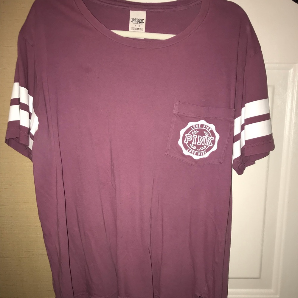 VS PINK loose fitting top. Size L. Good condition